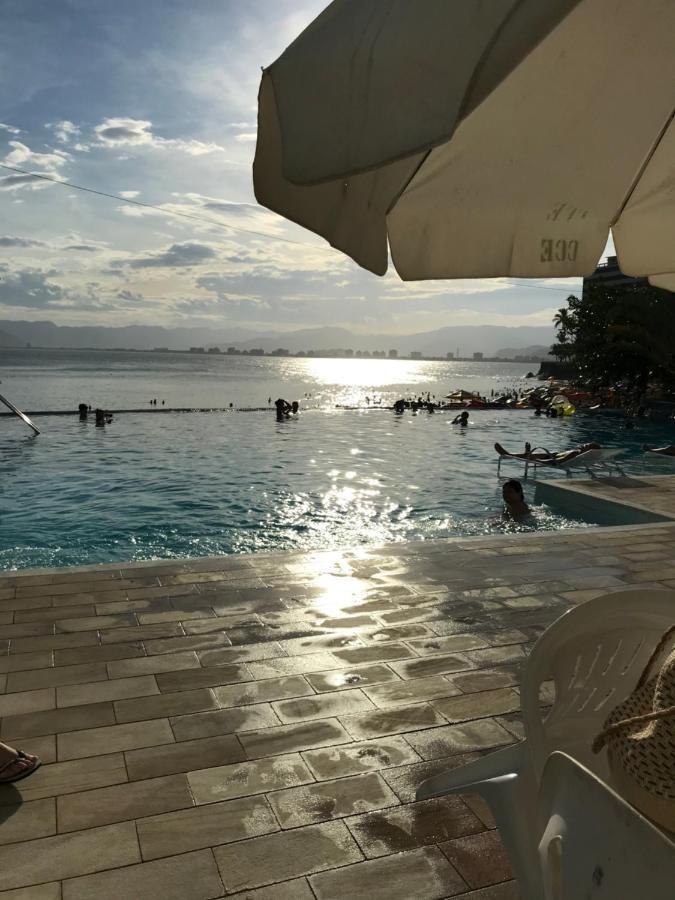 Apartamento Pe Na Areia Frente Para O Mar E Piscina Na Prainha 卡拉瓜塔图巴 外观 照片